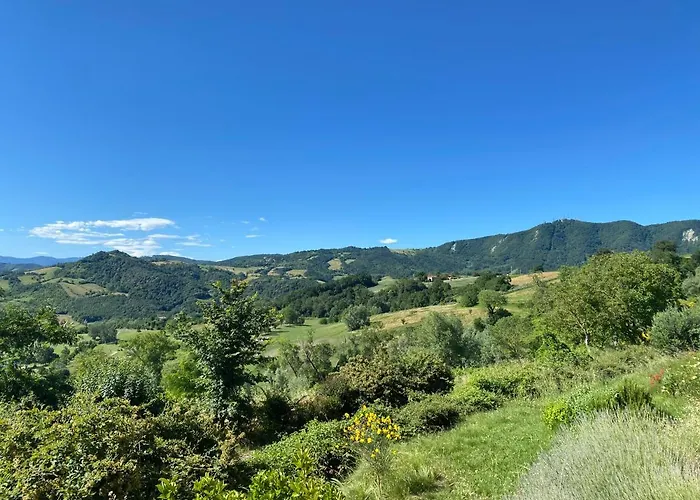 Crovina Nocleg ze śniadaniem 4*